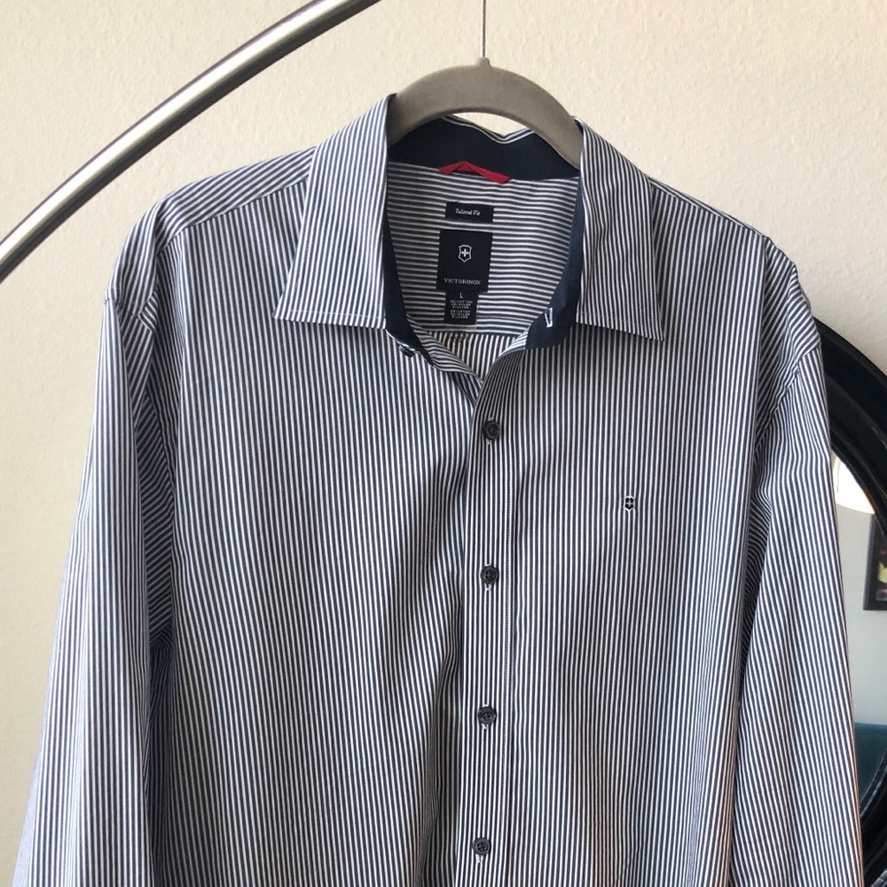 Gorgeous stripped button down dress shirt